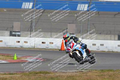 media/Nov-26-2022-Fastrack Riders (Sat) [[b001e85eef]]/Level 3/Session 3 Outside Turn 9/